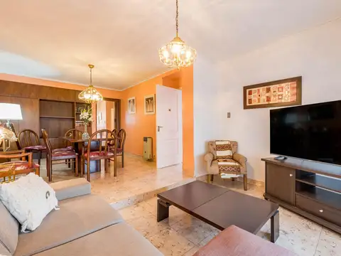 Pje. Oliden  al 4300 (San Lorenzo 4300)