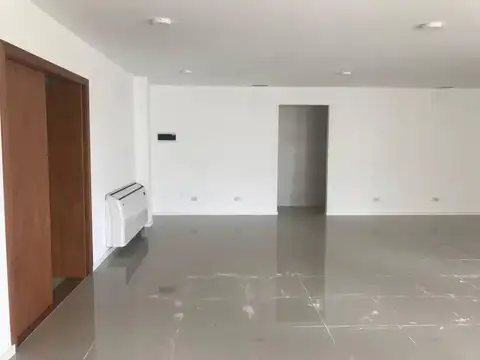 Oficina en Venta en Puerto Norte, USD 650.000