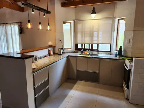 Calle Almafuerte 3900