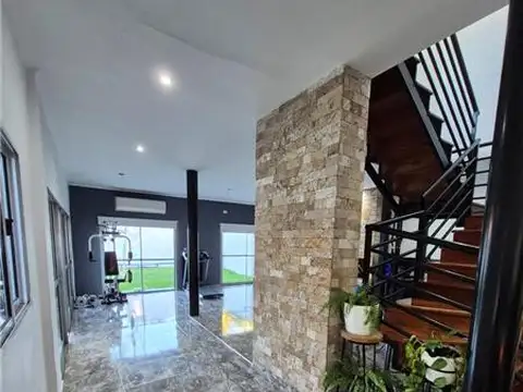 Casa en Venta en Banfield, USD 330.000