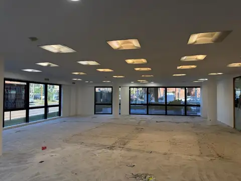 Oficina en San Isidro