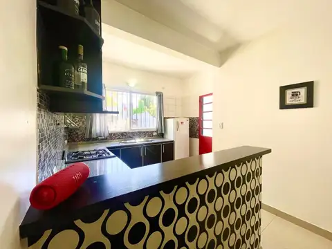 PH EN VENTA PB AL FRENTE 4 AMB. CON PILETA