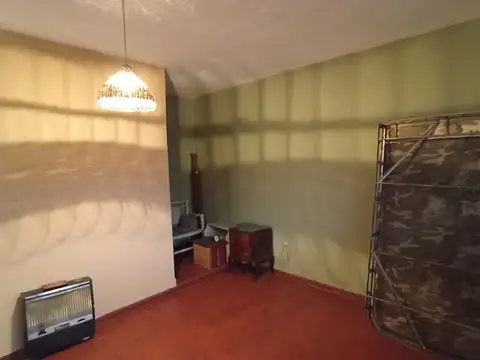 Depto Tipo Casa 4 ambientes con 2 baños