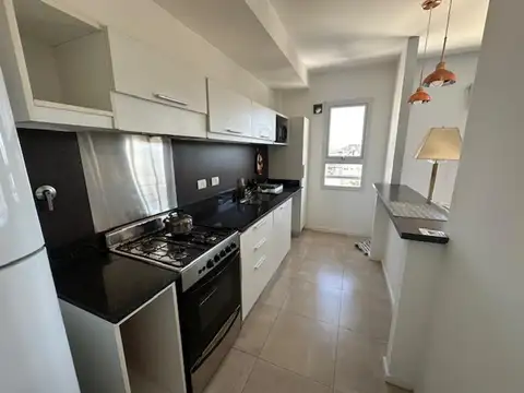 IMPECABLE DEPARTAMENTO DE 2 AMB.   SUPER LUMINOSO  