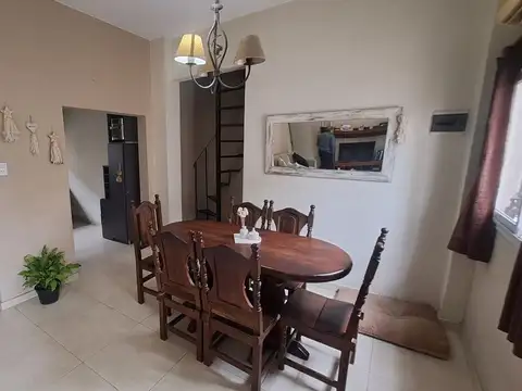 CASA 4 AMBIENTES  VENTA VILLA MADERO