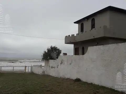 VENTA EN BLOCK 3 CHALETS SOBRE COSTANERA