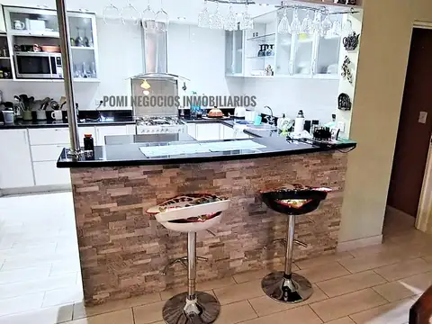 B° La Terraza Km 52 a metros de Colectora. S/380 m² Casa Pb 1 Suite/vestidor y Pa Suite 2 Dorm. y 2 baños. Pileta