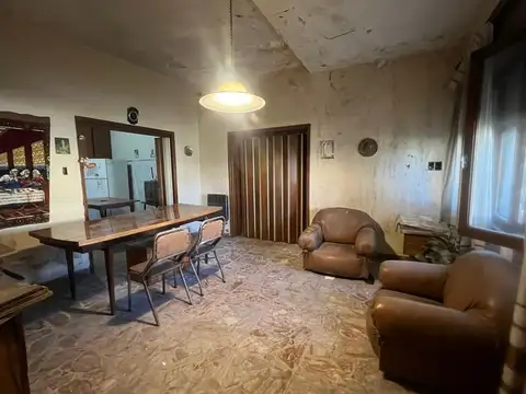 Casa en Venta en Isidro Casanova, USD 67.500