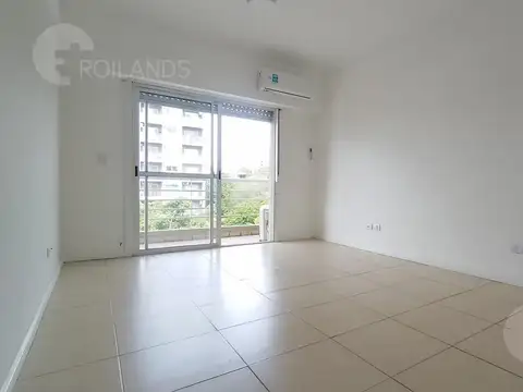 Alquiler Departamento 2 ambientes balcón  en Caseros