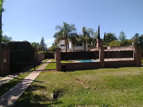 Casa en Venta en Pueblo Esther, USD 156.000