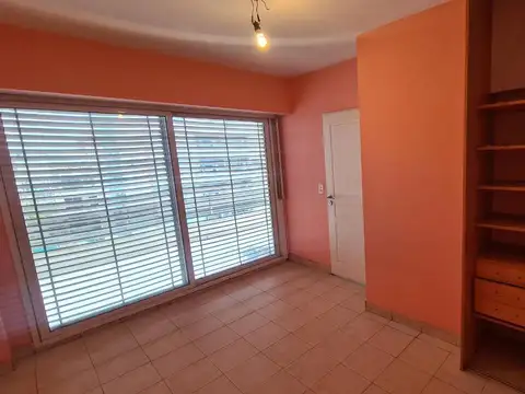 Av Directorio 200, Piso 9