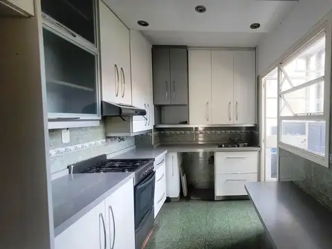 Departamento en Alquiler en Flores, $ 950.000