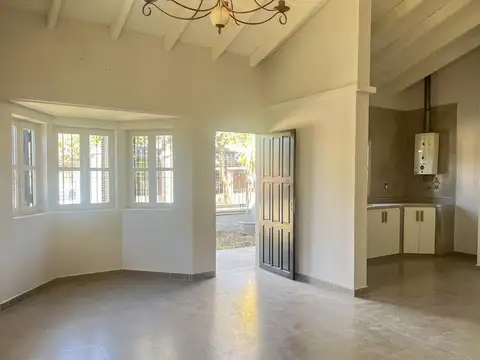 Casa 5 ambientes con 3 baños