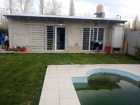 Casa 4 ambientes con 1 baño