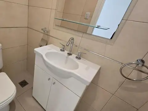 Departamento en Alquiler con 1 cocheras
