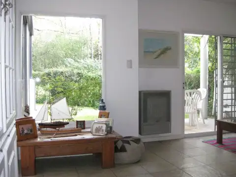 Casa en Alquiler de 3 dormitorios