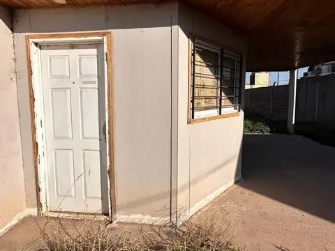 Casa 3 ambientes con 1 baño