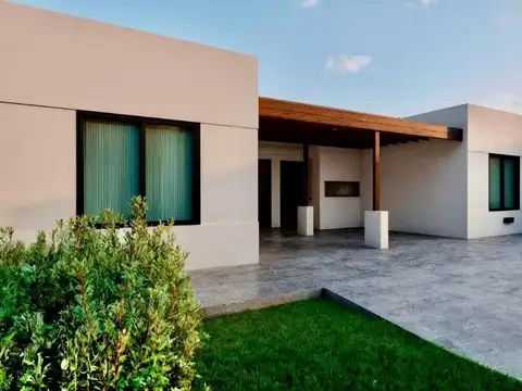 DUPLEX EN  VENTA EN BARRIO NORTE 1, CON PILETA