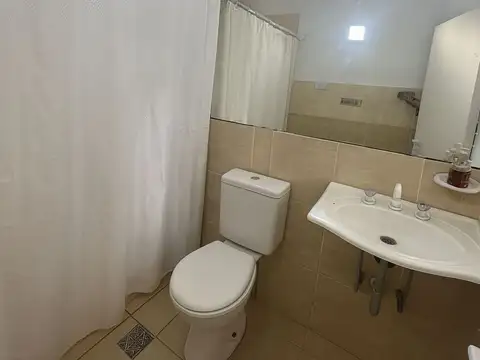 Depto Tipo Casa en Venta con 1 cocheras