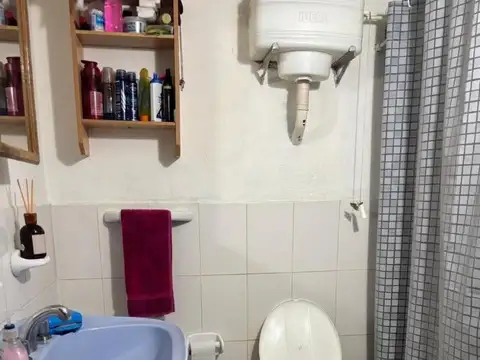 Depto Tipo Casa 2 ambientes con 1 baño