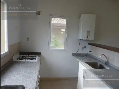 Casa en Venta en La Candela, USD 136.000