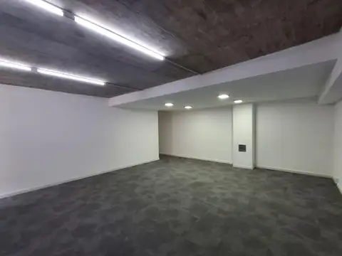 Oficina en Alquiler en Centro, $ 600.000