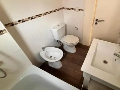 Departamento en Venta en Flores Sur, USD 83.900