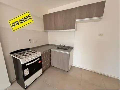 Cómodo Departamento en Venta - 2 ambientes  en Flores Sur - Apto Crédito - Financiación