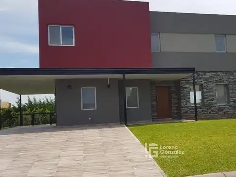 CASA EN VENTA EN HARAS SANTA MARIA