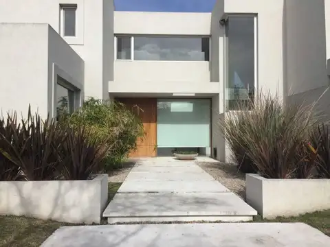 Casa en Venta en Nordelta El Golf, USD 1.280.000