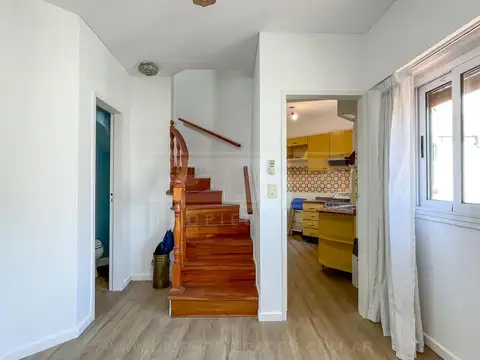Depto Tipo Casa en Venta con 1 cocheras