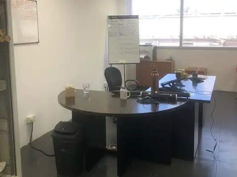 Oficina en Alquiler al Norte