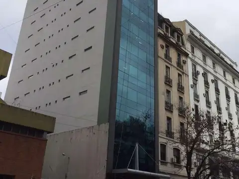 Edificiio de oficinas  en alquiler en Monserrat