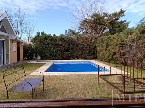 Casa en Alquiler de 3 dormitorios