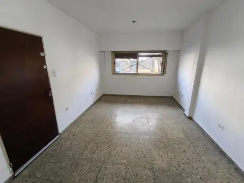 Alquiler de departamento con patio en Sarandí