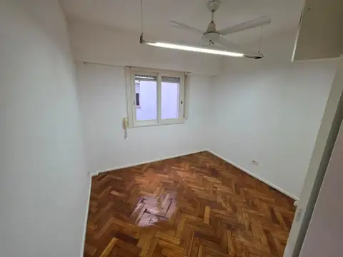 Oficina en Alquiler al Norte