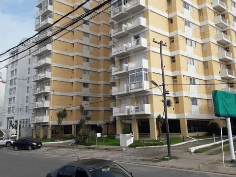 DEPARTAMENTO VENTA.ZONA CENTRO 2 amb.  c/ COCHERA y VISTA