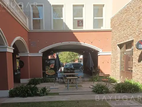 Venta Local de 60 m2 - Pueblo Caamaño - Pilar