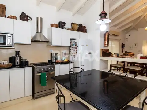 CASA 3 DORMITORIOS VENTA LA MERCED CHICA