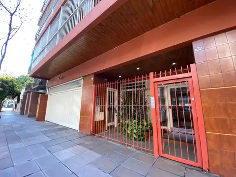 ALQUILER HERMOSO DEPARTAMENTO 3 AMBIENTES  CON BALCON AL FRENTE  ZONA BELGRANO R