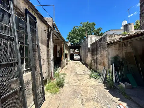 Galpon en Alquiler 43  mts Fondo