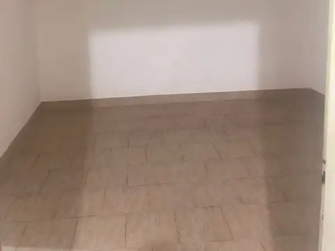 MONTE CASTRO BARRIO SAN PEDRO. SANTO TOME 4700 PH PASILLO FDO. PATIO SEMICUB.Y TERRAZA SIN EXPENSAS