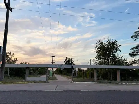 VENTA - TERRENO EN LAGOS DE LEYES