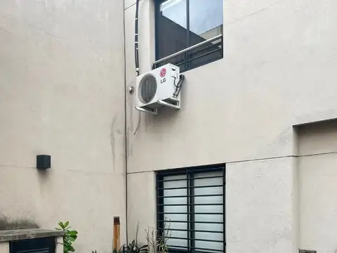 Departamento en Alquiler en Banfield, $ 875.000