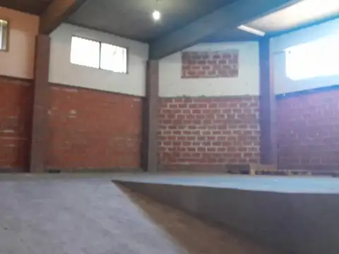 Galpon en Venta 20  mts Frente