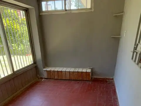 Casa en alquiler en Granadero Baigorria