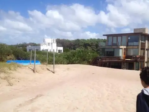 Terreno en Venta 42  mts Fondo