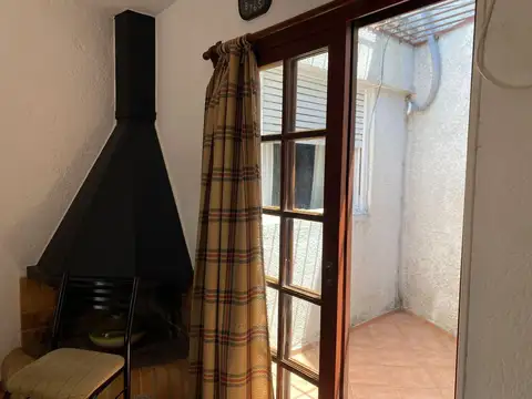 Depto Tipo Casa en Alquiler 102 años