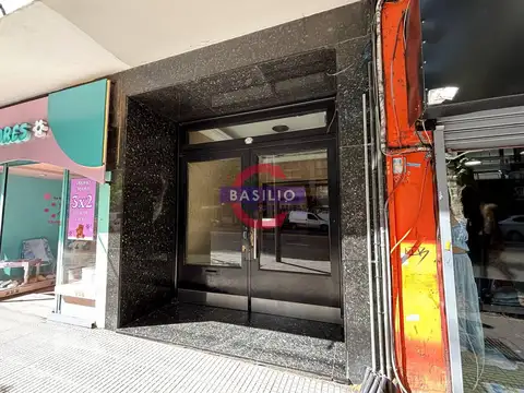 Av. Santa Fe  al 2800