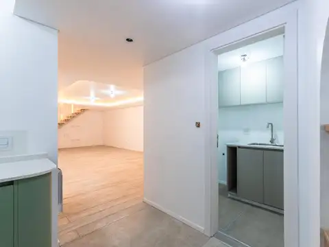 Depto Tipo Casa 4 ambientes con 2 baños